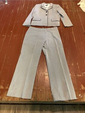 Evan Picone Light Blue Seersucker Two-Piece Pantsuit